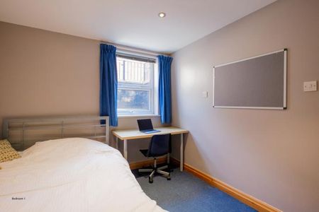 Newport Gardens, - Photo 5