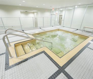 Studio Apartment For Rent In Downtown Vancouver - Photo 3