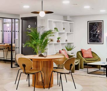 Premium En-Suite - Photo 3