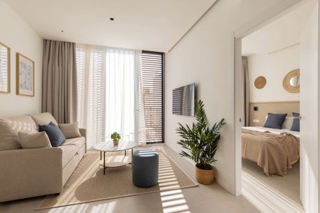 Carrer de Buenos Aires, Valencia, Valencian Community 46004 - Photo 2