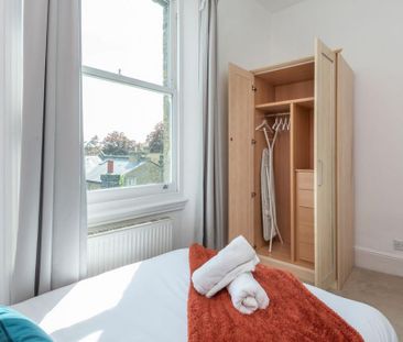 3 bedroom apartment to rent - Photo 3