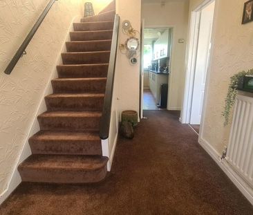 3 bedroom semi-detached house to rent - Photo 3
