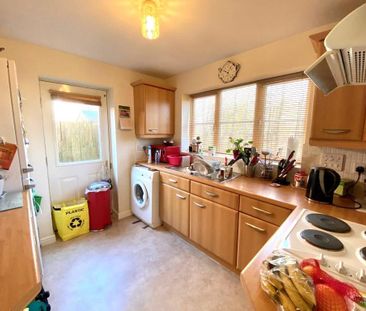 3 bedroom detached house to rent - Photo 5