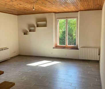 Location appartement Voiron 38500 66.01 m² - Photo 1