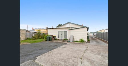 1 Bedroom, Close to Town - Photo 4