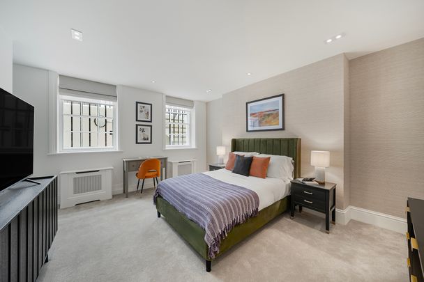 A beautiful apartment in one of London’s most coveted addresses - Photo 1