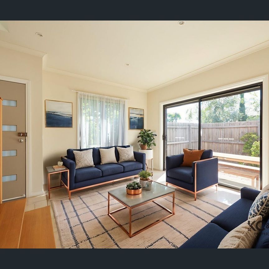 Modern Living With All The Comfort!! - Photo 1