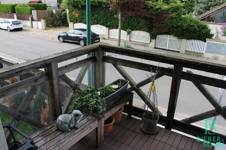 Entzückende und helle,-freundliche Familienwohnung mit Balkon und Tiefgaragenplatz in Mödling! - Photo 3