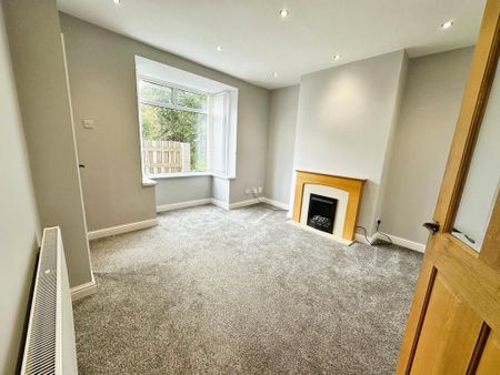 2 bedroom terraced house to rent - Photo 3