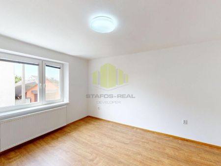 Pronájem bytu 3+kk 65 m2 - Fotografie 5