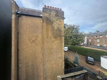 Secluded Apartment Living In The Heart Of Town, TN1 - Photo 5