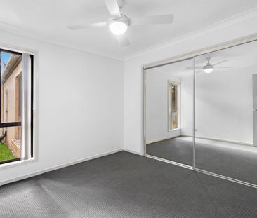 Modern Freshly Painted Family Home in a Great Location – Don’t Miss... - Photo 6