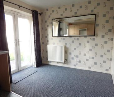 3 bedroom end of terrace house to rent - Photo 1