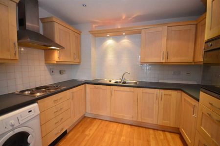 1 bedroom flat to rent - Photo 2