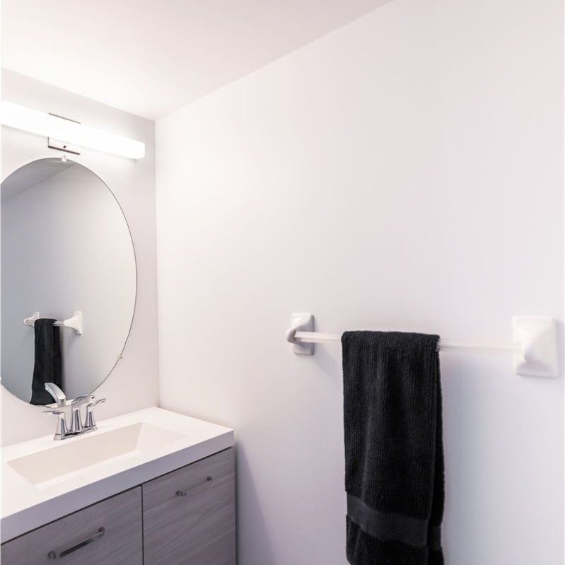 For Lease - 200 Manitoba Street Unit# 224, Toronto, Ontario - Photo 1