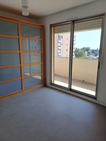 BEAU 2 PIECES COEUR DE VILLE - Photo 2