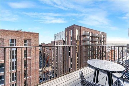 Grand Canal Harbour, Grand Canal Place, Dublin 8, DUBLIN 8 - Photo 4