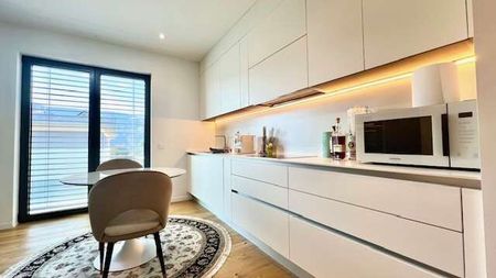 Elegant 4.5-room apartment for rent in Massagno - Photo 5