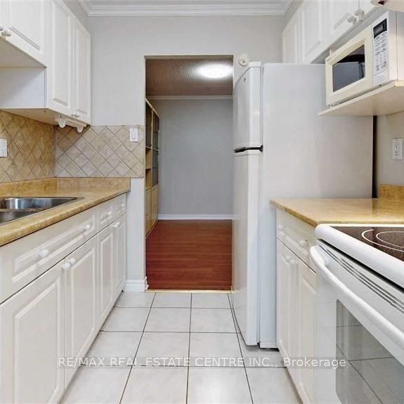 For Lease - 966 Inverhouse Drive Unit# 1509, Mississauga, Ontario - Photo 1