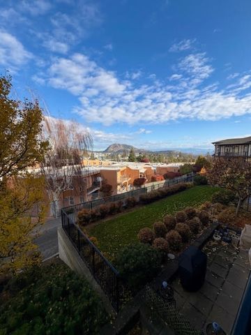 MiraVista – UTILITIES INCLUDED!! - Photo 2