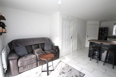 2 bedroom detached house to rent - Photo 5