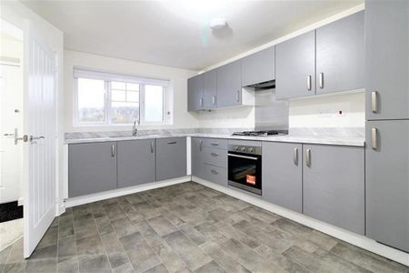2 bedroom semi-detached house to rent - Photo 3