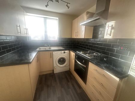 3 bedroom terraced house to rent - Photo 5