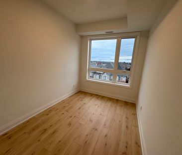 For Lease - 3250 Carding Mill Trail Unit# 431, Oakville, Ontario - Photo 2