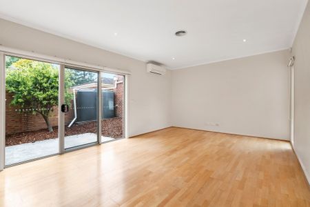 6/196 Hull Road, Mooroolbark - Photo 4