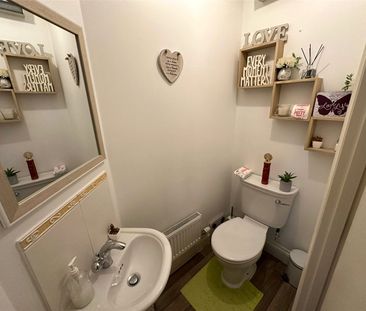 East Hundreds, Fleet, Hampshire, GU51 - Photo 6