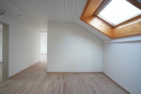 Gemütliche und moderne 3.5 Zimmerwohnung in naturnaher Lage - Photo 4