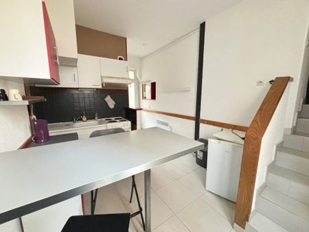 Location Appartement 2 pièces 27 m2 à Niort - Photo 2