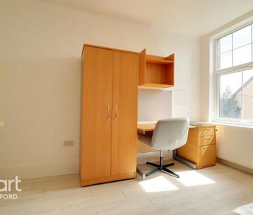 11 bedroom flat to rent - Photo 2