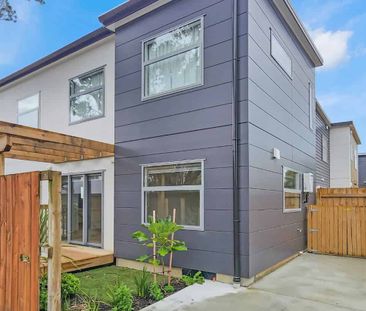 Waterloo Living - Photo 4