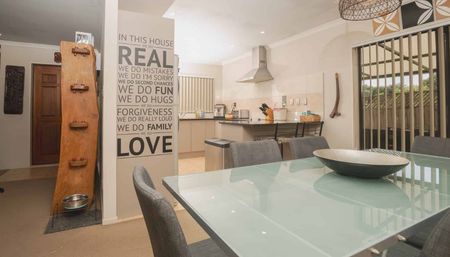 Private and Tranquil 4 Bedroom 2 Bathroom Otahuhu - Photo 3