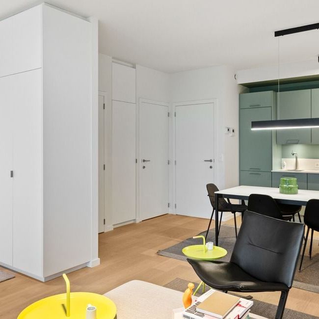 Studio met slaaphoek te huur in Lier voor € 850 met 1 slaapkamer - Photo 1