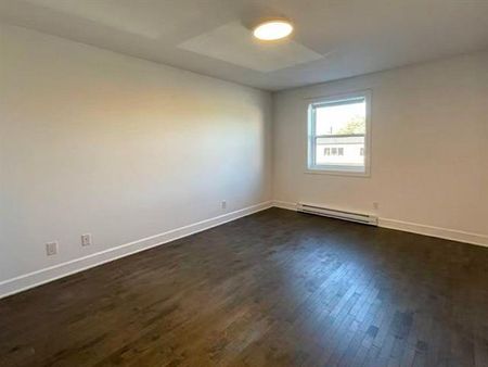 6940 20e Avenue - Photo 4