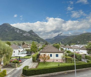 Bel appartement de 3.5 pièces rénové et bien équipé, garage-box inclus - Foto 1
