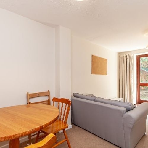 Ablett Close, East Oxford - Photo 1