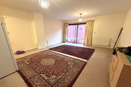 4 bedroom house to rent - Photo 2