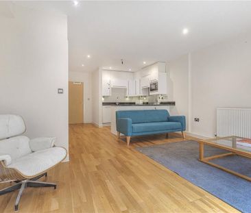 2 bedroom townhouse to rent - Photo 2