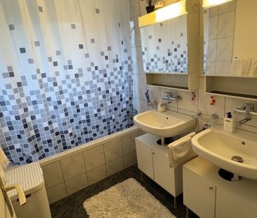 Grosszügige, helle Wohnung im Grünem Umschwung. Don’t miss this opp... - Foto 3