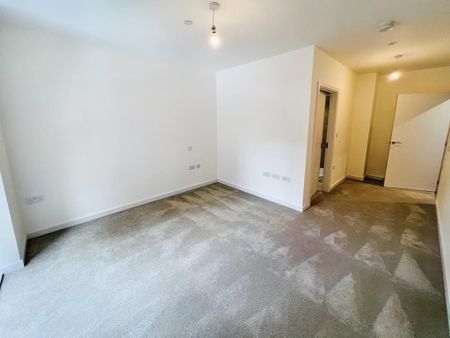 2 bedroom flat to rent - Photo 3