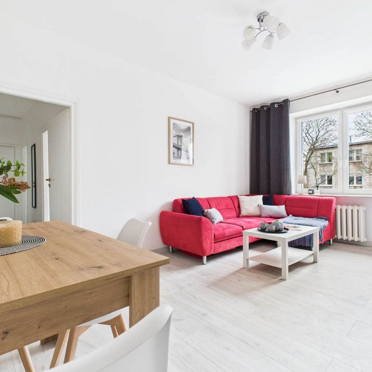 Warszawa, Mokotów, Stary Mokotów, Aleja Niepodległości - Photo 1