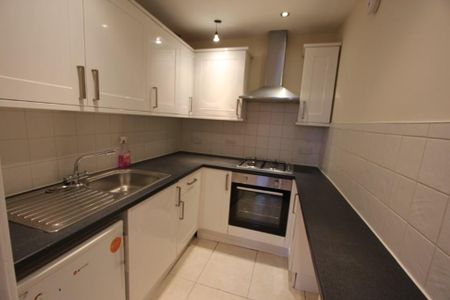 2 bedroom apartment to rent - Photo 4