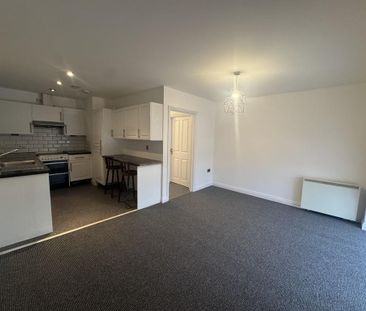2 bedroom flat to rent - Photo 6