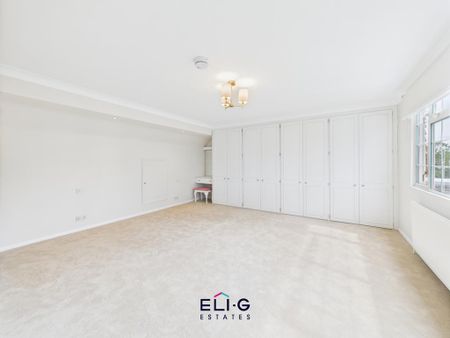 4 bedroom link detached house to rent - Photo 4