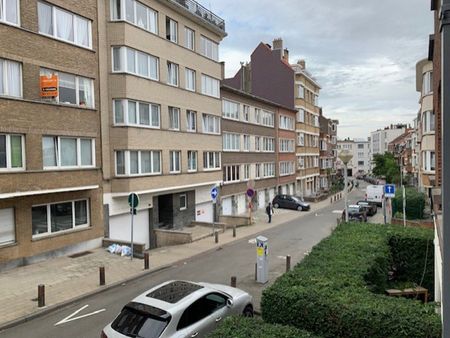 Flat - for rent - Photo 2