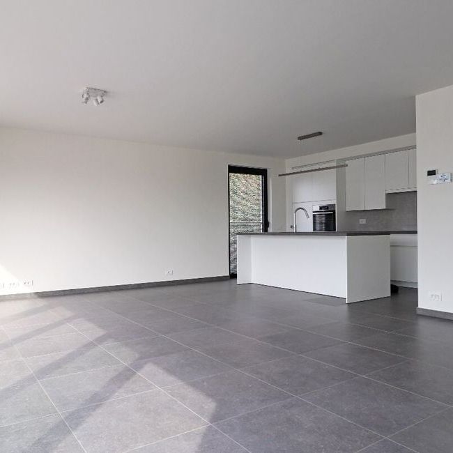 Appartement te huur in Pittem voor € 900 met 2 slaapkamers - Photo 1