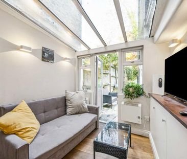 Studio to rent - Photo 3